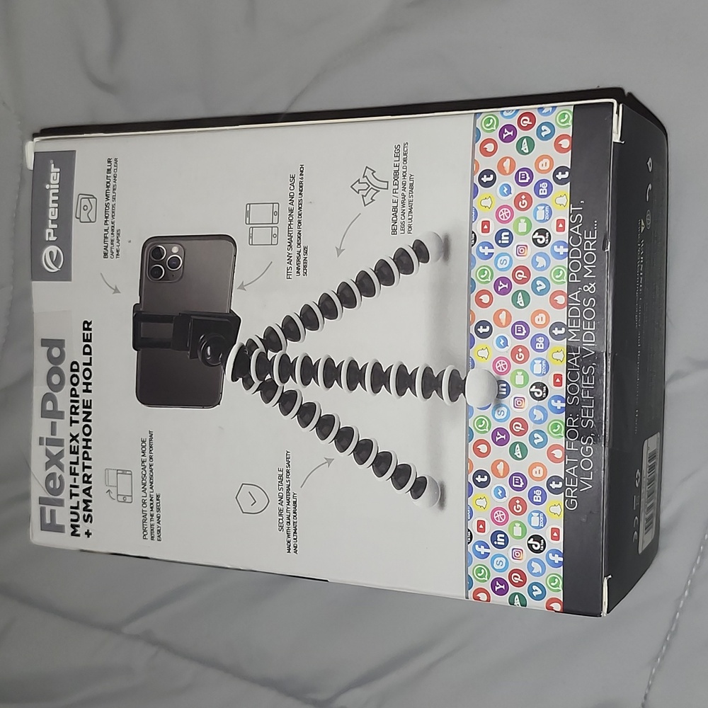 New In Box!!!! Flexi-Pod Multi-Flex Tripod + Smartphone Holder. - Picture 3 of 4